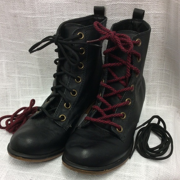 Dirty Laundry Shoes - New women’s Dirty Laundry Black Lace Up Boots